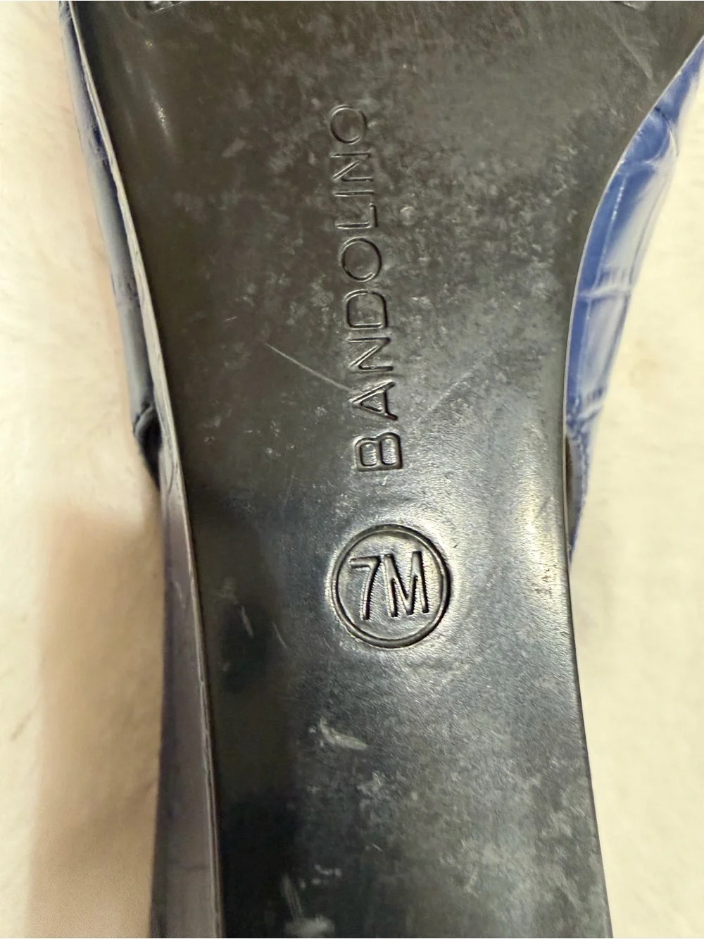 Bandolino Navy Croc-Embossed Slingback Wedges Size 7